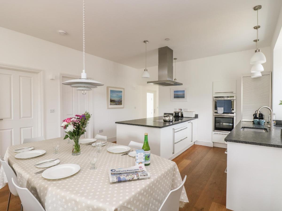 The Upper Deck Apartment Penzance