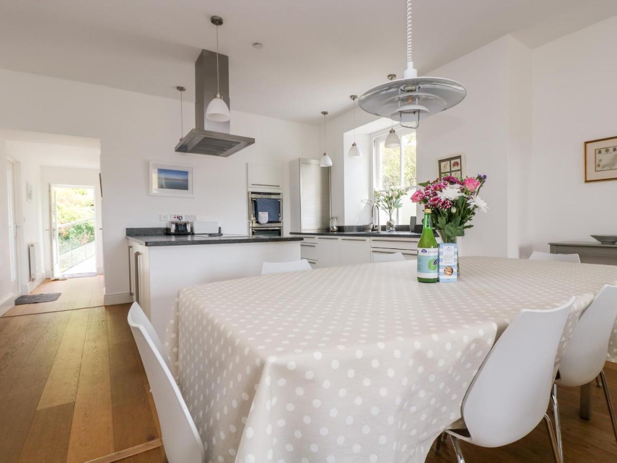 The Upper Deck Apartment Penzance